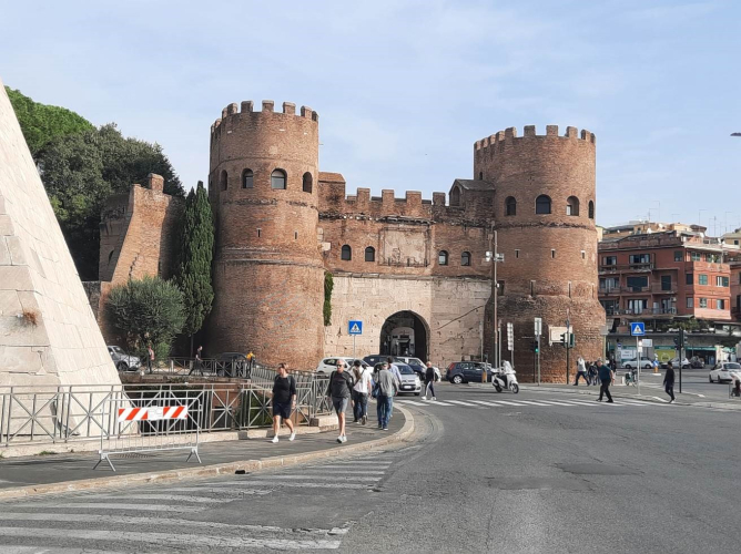 Costruire per la difesa: apertura straordinaria di Porta San Paolo